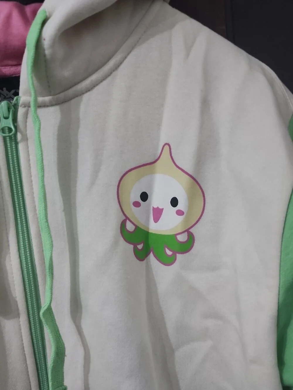 Overwatch Pachimari Hoodie